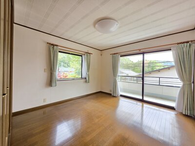 家-211